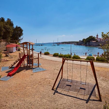 Galija Luxury Suites Krk Town Esterno foto