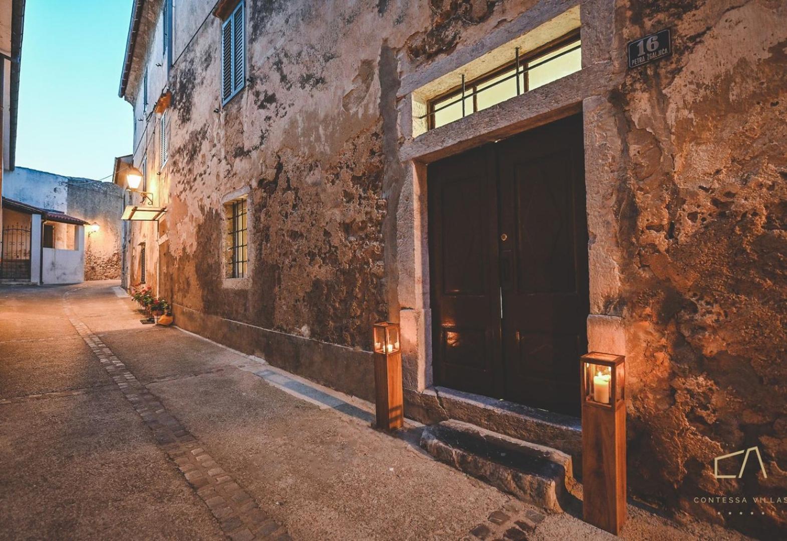 Galija Luxury Suites Krk Town Esterno foto